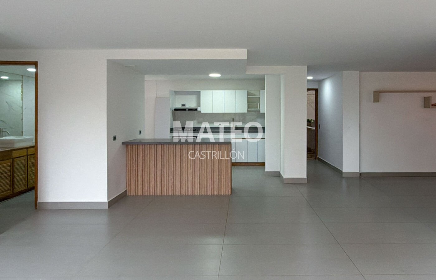 Apartamento reformado en venta en Oviedo, El Poblado