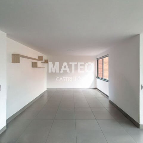 Apartamento reformado en venta en Oviedo, El Poblado – foto 4