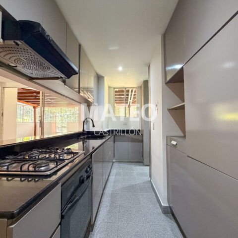 Apartamento para reformar en venta en Los Balsos, El Poblado – foto 4