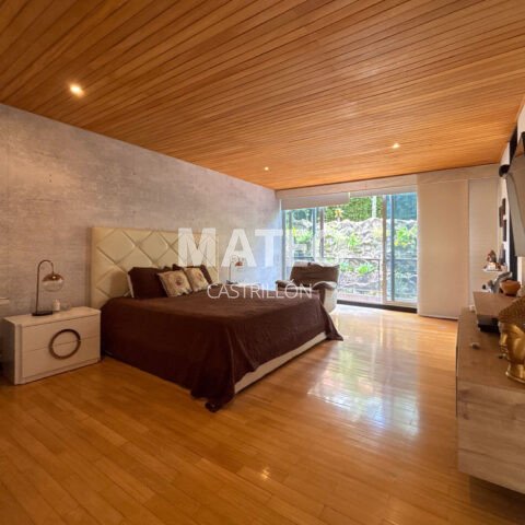 Casa con jardín interior en venta en Loma del Atravesado, Envigado – foto 5